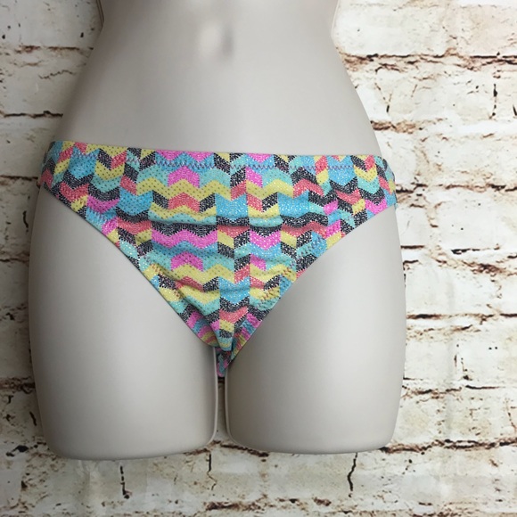 Xhilaration two Piece bikini pink multicolor - Picture 3 of 7